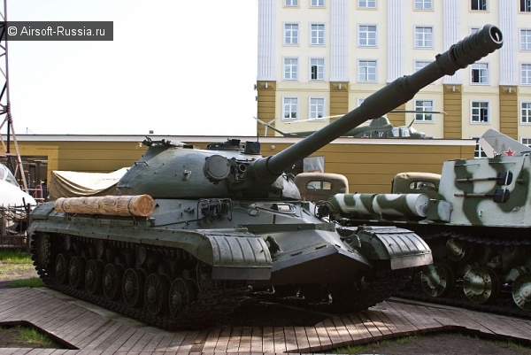 Последний советский тяжелый танк - Т10М Последний советский тяжелый танк - Т10М