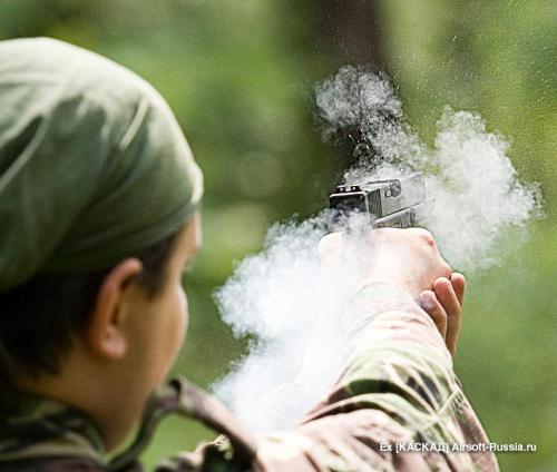 страйкбольный газовый пистолет Glock 17 страйкбольный газовый пистолет Glock 17