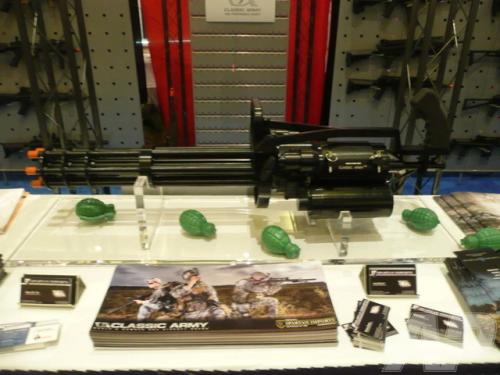 Classic Army Миниган M134 Vulcan minigun Classic Army Миниган M134 Vulcan minigun