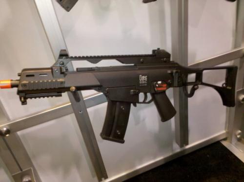 Umarex: прототип третей версии G36c с системой блоубэк Umarex: прототип третей версии G36c с системой блоубэк
