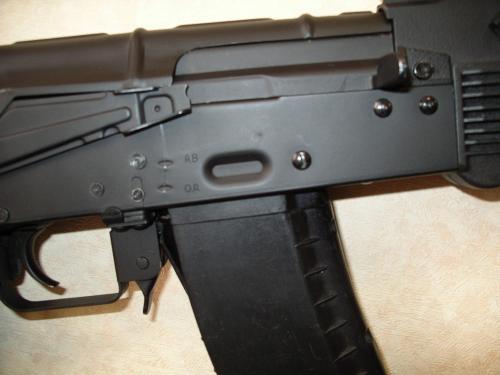 AEG Cyma AK-105 cm.040d затворная рама и переключатель огня AEG Cyma AK-105 cm.040d затворная рама и переключатель огня