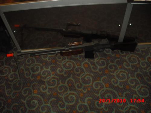 Две фотографии со стенда Echo1USA ShotShow2010