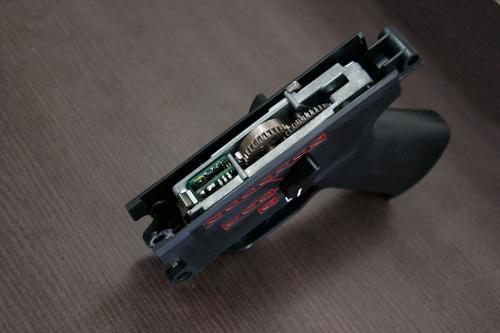 нижняя половина разъемного гирбокса (split gearbox) у ICS MX5-p AEG (HK MP-5) нижняя половина разъемного гирбокса (split gearbox) у ICS MX5-p AEG (HK MP-5)