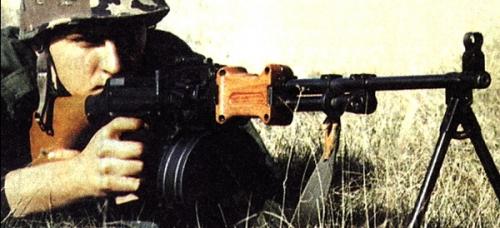 пулемет РПД в бою