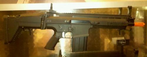 Echo1 SCAR-H страйкбольное оружие Echo1 SCAR-H страйкбольное оружие